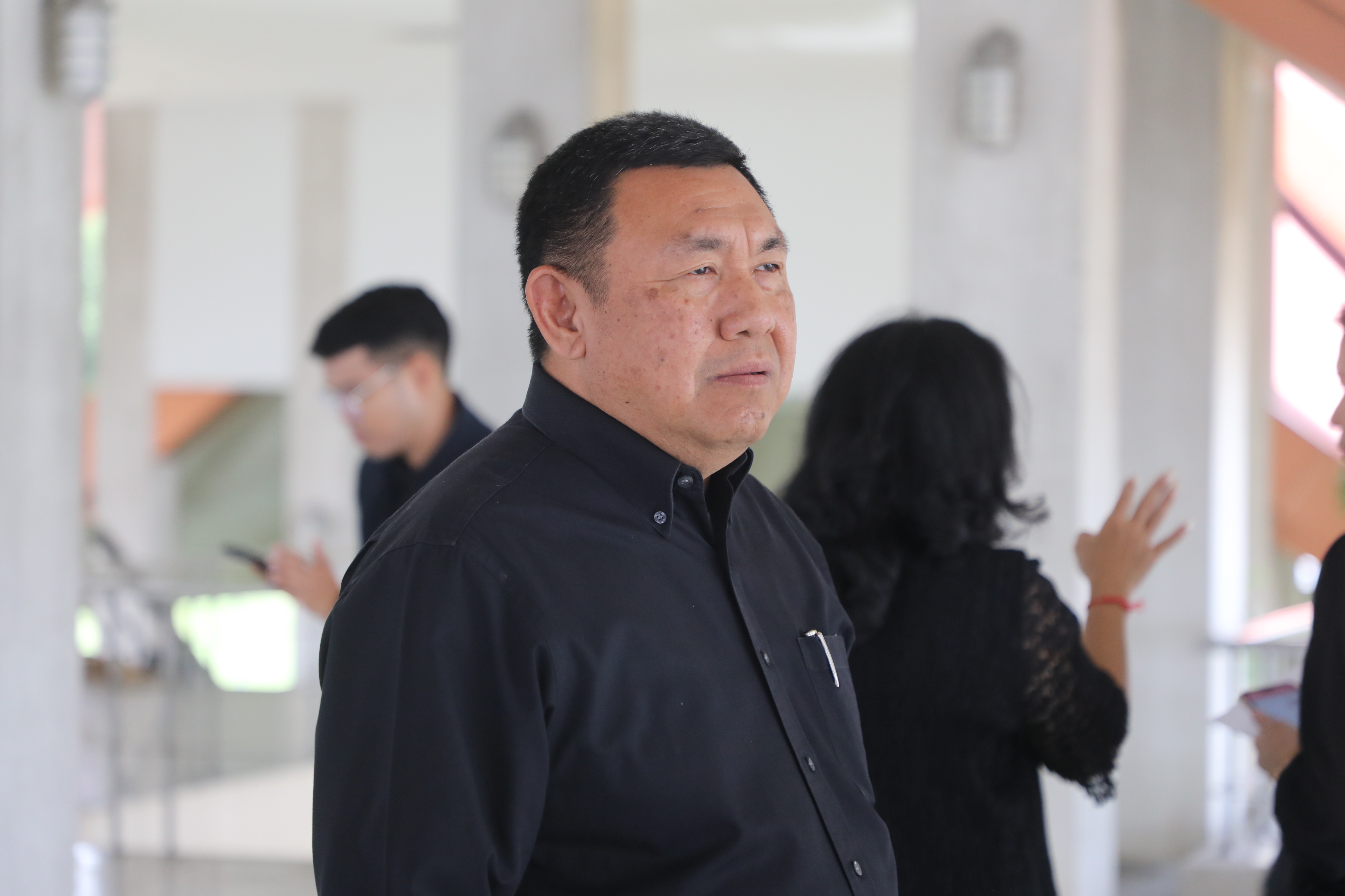 title - เลขาธิการ ส.ป.ก. นายเศรษฐเกียรติ กระจ่างวงษ์ ลงตรวจความเรียบร้อยของงาน 